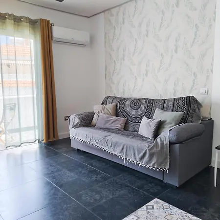 Daire Blue Flowers *